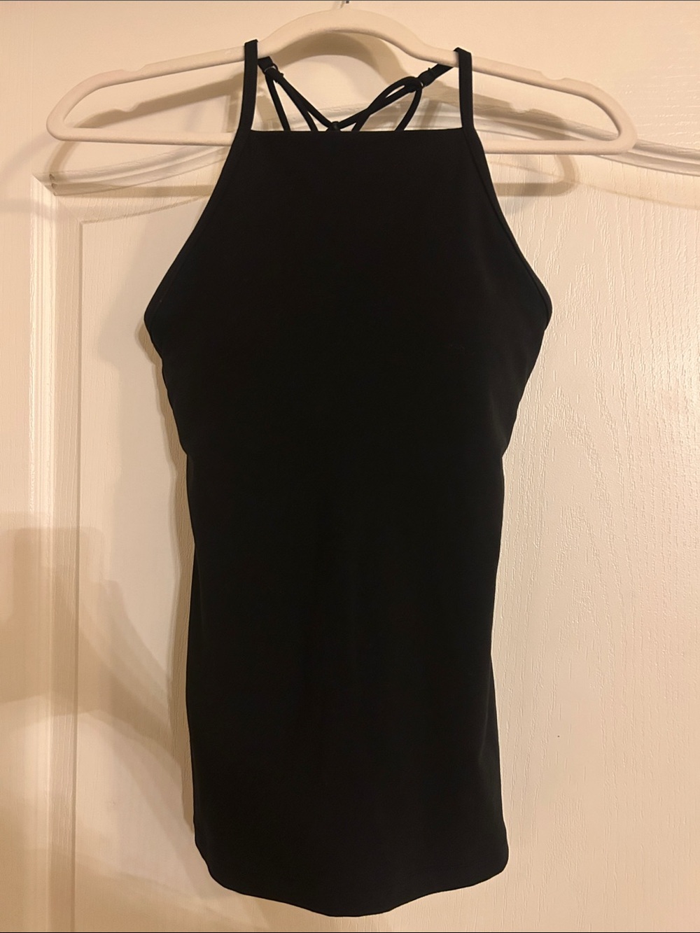 Lorna Jane Black Strappy-Back Performance Tank